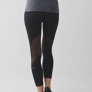 Lululemon All Meshed Up 7/8 Tight Size 8